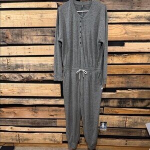 Vuori Jumpsuit Lux Henley Long SleeveRomper Women's Size Medium Gray